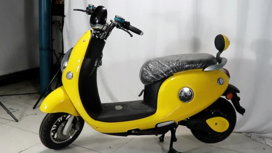 Scooter elétrica com motor 60V1000W cor branca